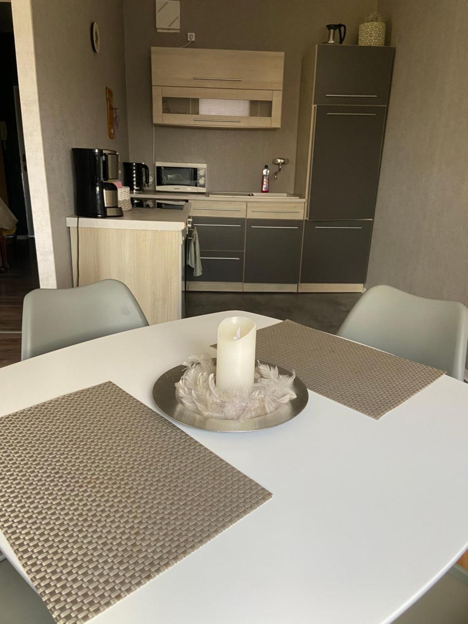 Schoene Kleine Wohnung 科特布斯 外观 照片